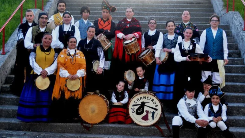 Foto de grupo de Os Chaneiros na década de 2010